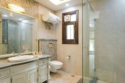 Bathroom Image of 8000 Sq.ft 6 BHK Independent House for sale in Palam Vihar Gurgaon for Rs. 215000000