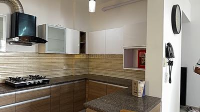 Kitchen Image of 1827 Sq.ft 3 BHK Apartment / Flat for rent in ABA Cleo County, Sector 121 Noida for Rs. 75000