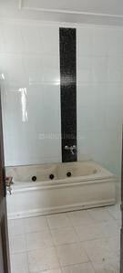 Bathroom Image of 5000 Sq.ft 3.5 BHK Independent House for rent in Sector 47 Noida for Rs. 150000