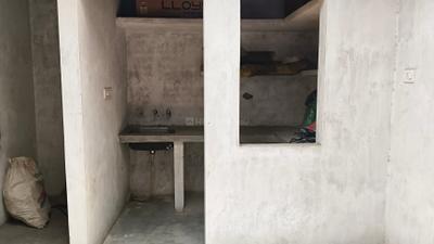 Kitchen Image of 1200 Sq.ft 2 BHK Builder Floor for rent in Madiyava Lucknow for Rs. 6000