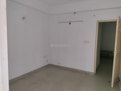 Bedroom Image of 930 Sq.ft 2 BHK Apartment / Flat for sale in Supertech Cape Town, Sector 74 Noida for Rs. 9200000