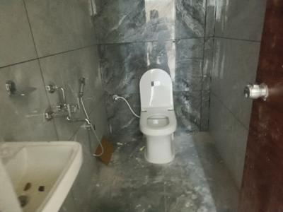 Common Bathroom Image of 1850 Sq.ft 3 BHK Apartment / Flat for rent in Kondapur Hyderabad for Rs. 53000
