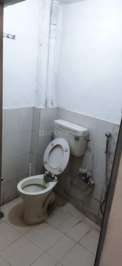 Lajpat Nagar IV, Lajpat Nagar Bathroom 1