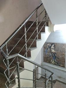 Staircase Image of 1000 Sq.ft 3 BHK Apartment / Flat for rent in Uttam Nagar New Delhi for Rs. 25000