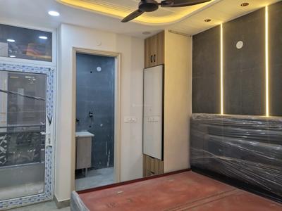 Bedroom Image of 810 Sq.ft 3 BHK Apartment / Flat for sale in Nawada New Delhi for Rs. 5000000