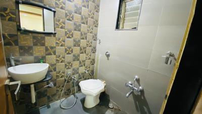 Bathroom Image of 1322 Sq.ft 2 BHK Apartment / Flat for rent in Jodhpur Ahmedabad for Rs. 27000