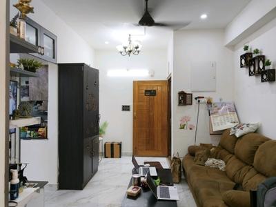 Living Room Image of 815 Sq.ft 2 BHK Apartment / Flat for sale in Pearl Castle, Thoraipakkam Chennai for Rs. 8200000