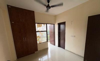 Bedroom Image of 810 Sq.ft 3 BHK Apartment / Flat for sale in Adore Samriddhi, Sector 89 Faridabad for Rs. 7200000