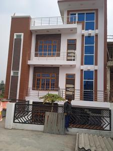 Image of 1200 Sq.ft 3 BHK Builder Floor for rent in Rajajipuram, Lucknow for Rs. 10000