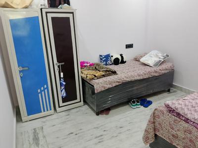 Bedroom Image of Be home pg for girls  in Shahdara, New Delhi