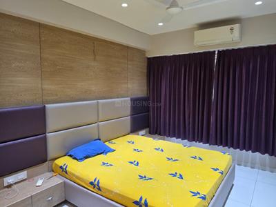 Bedroom Image of 2700 Sq.ft 4 BHK Apartment / Flat for rent in Bodakdev Ahmedabad for Rs. 100000