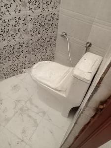 Bathroom Image of 1600 Sq.ft 3 BHK Apartment / Flat for sale in Jalvayu Vihar, Sector 20 Panchkula for Rs. 6000000