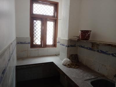 Kitchen Image of 850 Sq.ft 2 BHK Builder Floor for sale in Vaishali Ghaziabad for Rs. 4700000