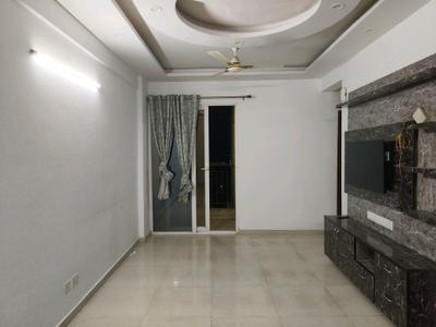 Living Room Image of 700 Sq.ft 2 BHK Apartment / Flat for sale in Signature Global The Millennia, Sector 37C Gurgaon for Rs. 6800000