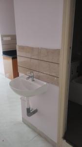Bathroom Image of 500 Sq.ft 1 BHK Independent House for rent in Mahadevapura Bengaluru for Rs. 18000