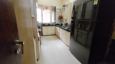 Kitchen Image of 1100 Sq.ft 3 BHK Apartment / Flat for rent in Neelkanth Valley, Ghatkopar East Mumbai for Rs. 115000