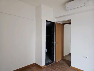 Bedroom Image of 2200 Sq.ft 4 BHK Apartment / Flat for sale in Gera Planet of Joy Project II, Upper Kharadi Pune for Rs. 24000000