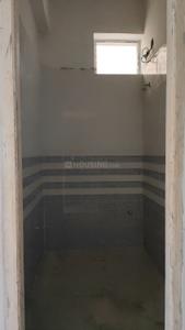 Bathroom Image of 900 Sq.ft 2 BHK Apartment / Flat for sale in Puppalaguda Hyderabad for Rs. 5500000