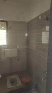 Bathroom Image of 1050 Sq.ft 2 BHK Apartment / Flat for rent in Suyog Leher, Kondhwa Pune for Rs. 25000