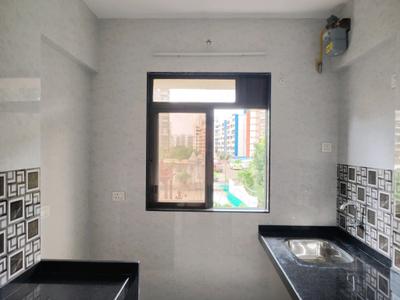 Kitchen Image of 1040 Sq.ft 2 BHK Apartment / Flat for rent in Kalpataru Paramount, Thane West Thane for Rs. 43000