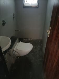 Bathroom Image of 1400 Sq.ft 3 BHK Apartment / Flat for sale in Mangesh Residency, Dadar West Mumbai for Rs. 45000000