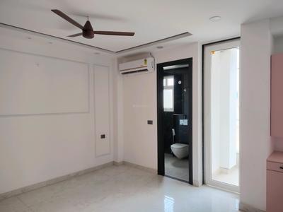 Bedroom Image of 3450 Sq.ft 4 BHK Apartment / Flat for sale in Arenaa Heights, Sector 104 Noida for Rs. 21100000