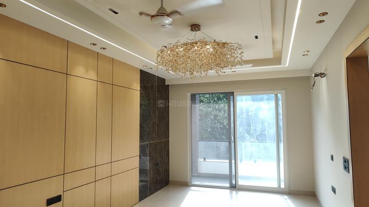 Vipul World Main Image 1