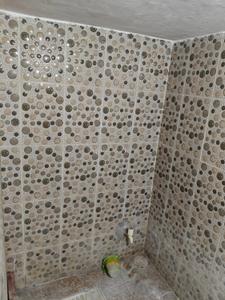 Bathroom Image of 600 Sq.ft 3 BHK Independent House for rent in Alambagh Lucknow for Rs. 11000