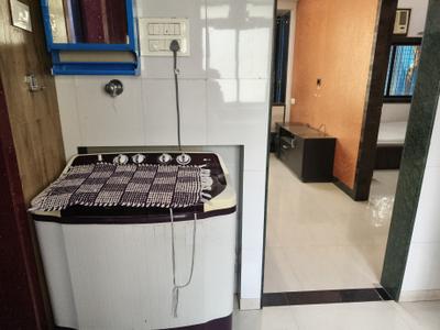 Kitchen Image of 650 Sq.ft 2 BHK Apartment / Flat for rent in Worli Mumbai for Rs. 70000