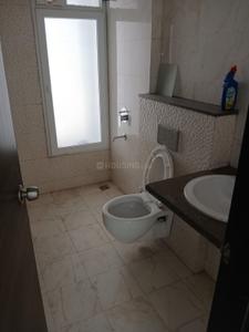 Bathroom Image of 1080 Sq.ft 2 BHK Apartment / Flat for rent in Janta Sky Garden Phase II, Sector 66 Mohali for Rs. 30000