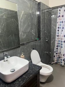 Bathroom Image of 1550 Sq.ft 3 BHK Apartment / Flat for sale in Kukreja Palace, Ghatkopar East Mumbai for Rs. 55000000