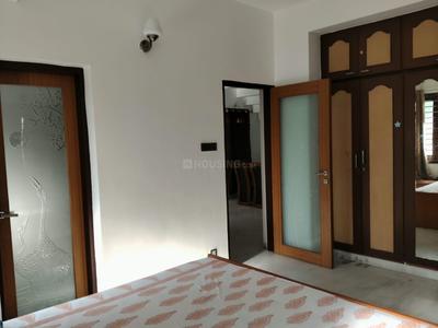 Bedroom Image of 1400 Sq.ft 3 BHK Villa for rent in Sunpharma Road Vadodara for Rs. 40000