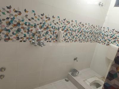 Bathroom Image of 700 Sq.ft 2 BHK Builder Floor for rent in Hinoo Ranchi for Rs. 8000