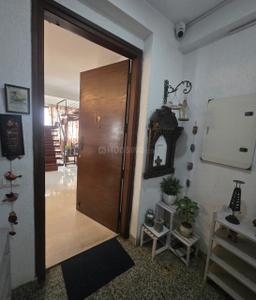 Hall Image of 2050 Sq.ft 3 BHK Builder Floor for sale in Defence Colony New Delhi for Rs. 140000000