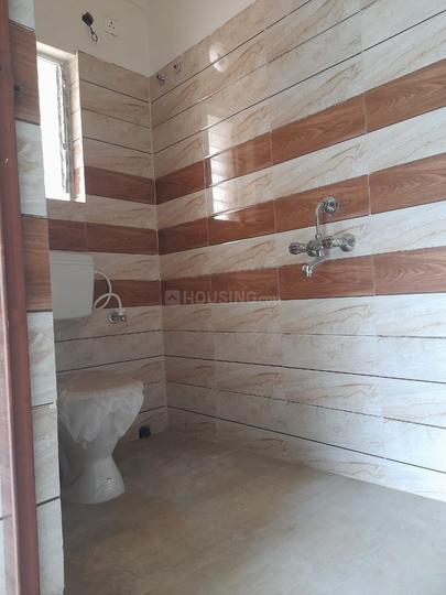 Chakpachuria, New Town Bathroom 1
