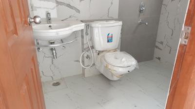 Image of 1825 Sq.ft 3 BHK Apartment / Flat for rent in Purvanchal Royal City Phase 2, Chi V, Greater Noida for Rs. 36000