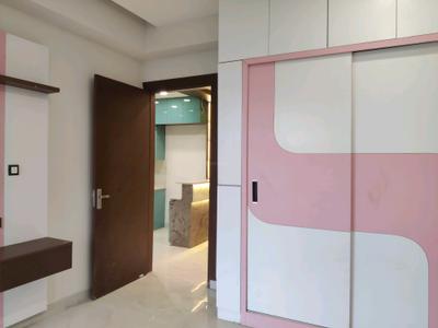 Bedroom Image of 1650 Sq.ft 3 BHK Apartment / Flat for sale in Lal Kuan Ghaziabad for Rs. 7065000