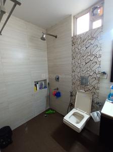 Bathroom Image of 1750 Sq.ft 3.5 BHK Apartment / Flat for sale in DDA Sector C Pocket 8, Vasant Kunj New Delhi for Rs. 40000000