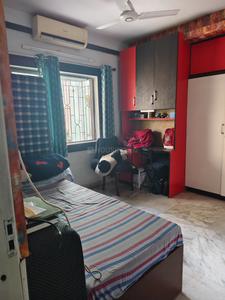 Bedroom Image of 1300 Sq.ft 3 BHK Builder Floor for rent in Picnic Garden Kolkata for Rs. 40000