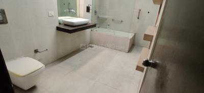 Image of 2410 Sq.ft 4 BHK Duplex for sale in Swaraj Homes Pocket C RWA Sarita Vihar, Sarita Vihar, New Delhi for Rs. 35100000