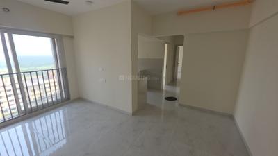Living Room Image of 679 Sq.ft 2 BHK Apartment / Flat for rent in Swastik Platinum, Vikhroli East Mumbai for Rs. 56000