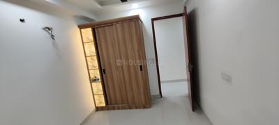 Bedroom Image of 1900 Sq.ft 4 BHK Apartment / Flat for sale in Sector 104 Noida for Rs. 9500000