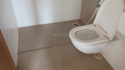 Bathroom Image of 525 Sq.ft 1 BHK Apartment / Flat for sale in Godrej Tranquil, Kandivali East Mumbai for Rs. 12000000