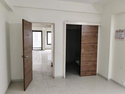 Bedroom Image of 2100 Sq.ft 3 BHK Apartment / Flat for rent in Kameshwar Elite 140, Bodakdev Ahmedabad for Rs. 35000