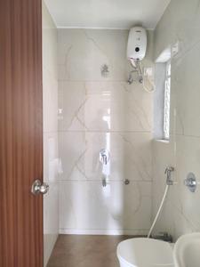 Common Bathroom Image of 750 Sq.ft 1 BHK Apartment / Flat for rent in Rutu Enclave, Kasarvadavali Thane for Rs. 16511