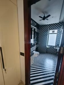 Bedroom Image of 3600 Sq.ft 4 BHK Builder Floor for rent in Sector 14 Faridabad for Rs. 125000