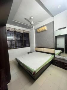 Bedroom Image of 1800 Sq.ft 3 BHK Apartment / Flat for rent in  Pride Icon, Sola Ahmedabad for Rs. 32000