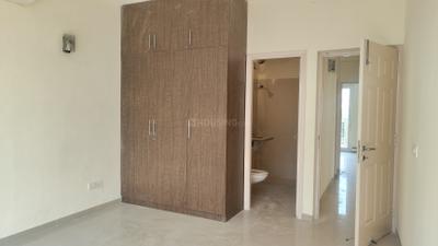 Bedroom Image of 2000 Sq.ft 3 BHK Apartment / Flat for rent in Emaar Emerald Hill, Sector 65 Gurgaon for Rs. 48000