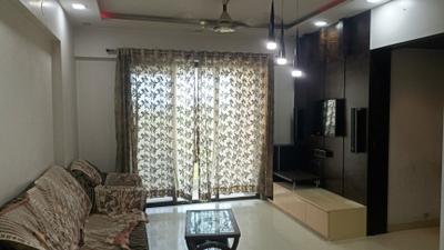 Living Room Image of 650 Sq.ft 2 BHK Apartment / Flat for rent in Lodha Splendora, Kasarvadavali Thane for Rs. 35000