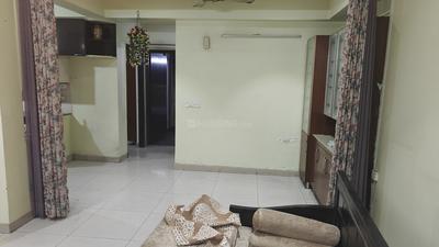 Living Room Image of 1050 Sq.ft 2 BHK Apartment / Flat for sale in Panchsheel Wellington, Crossings Republik Ghaziabad for Rs. 8500000